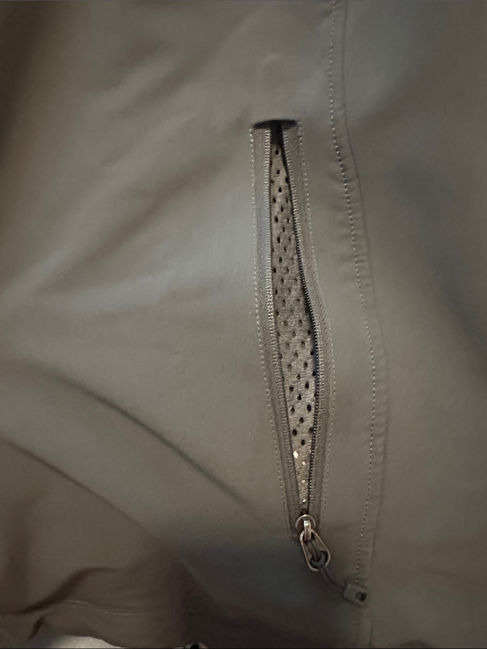 Patagonia Hooded Jacket - Grey - Picture 5 of 6